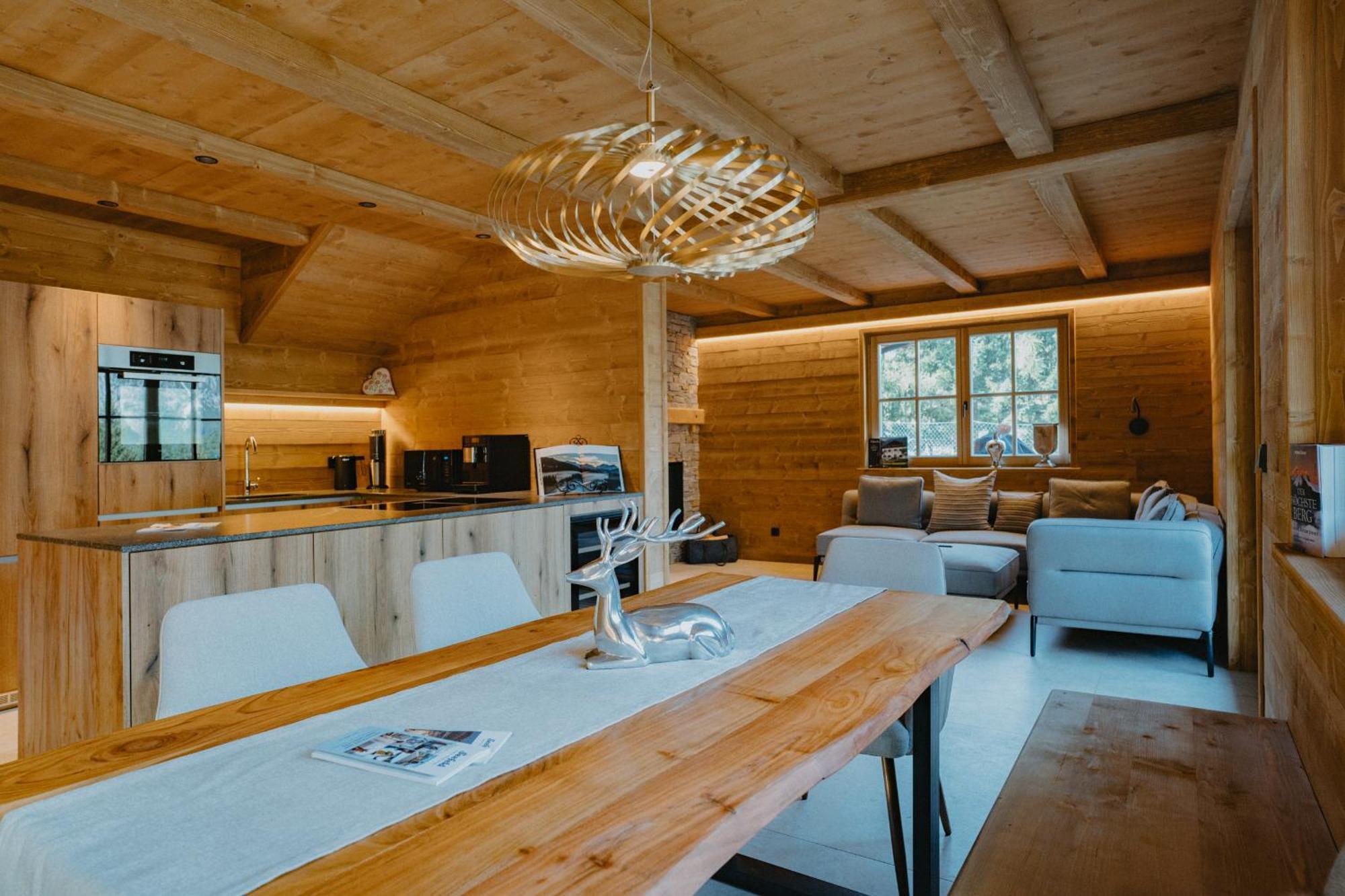 Sissi'S Green Chalets ลอยทัช ภายนอก รูปภาพ