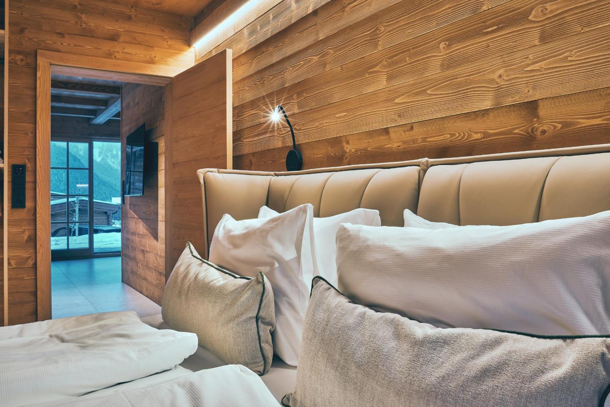 Sissi'S Green Chalets ลอยทัช ภายนอก รูปภาพ